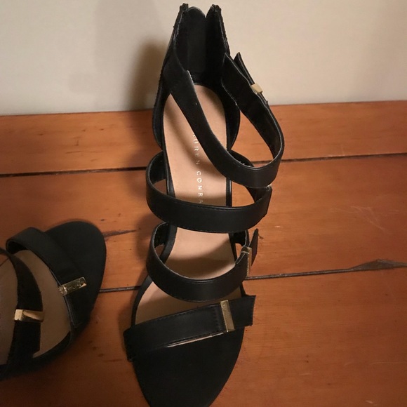 Shoes - Picture 4 of 6